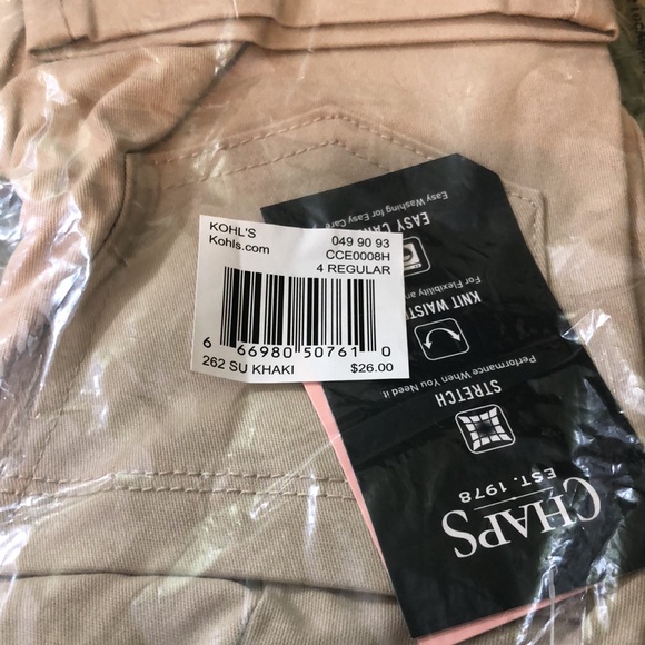 Girls bundle of NEW uniform shorts size 4 - Picture 2 of 8